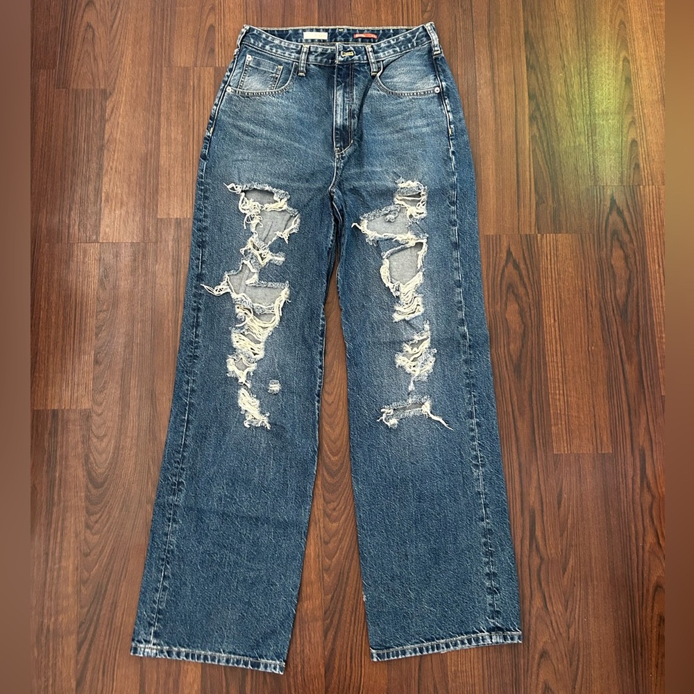 Pilcro Distressed High-Waisted Jeans 28 Tall